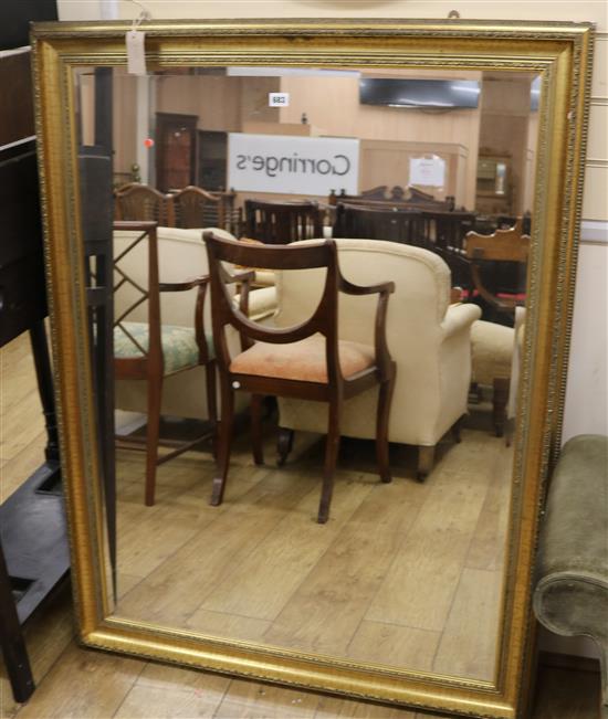 A gilt frame wall mirror, 130 x 98cm